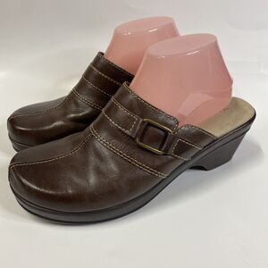 Naturalizer Brown Leather Clogs Women's Sz 10M Lial Mules S110 Metal Accents